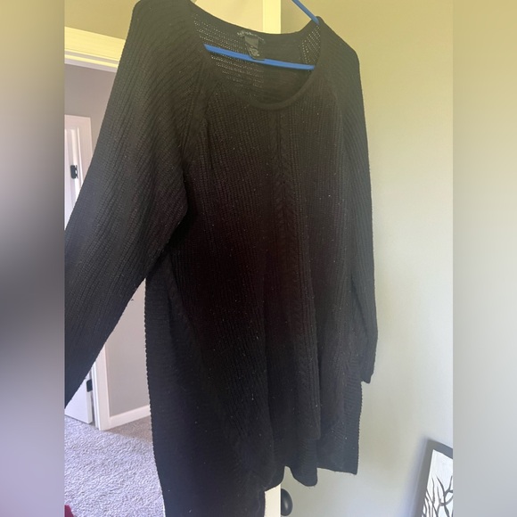 Scoop Neck Black Sweater - Picture 1 of 3